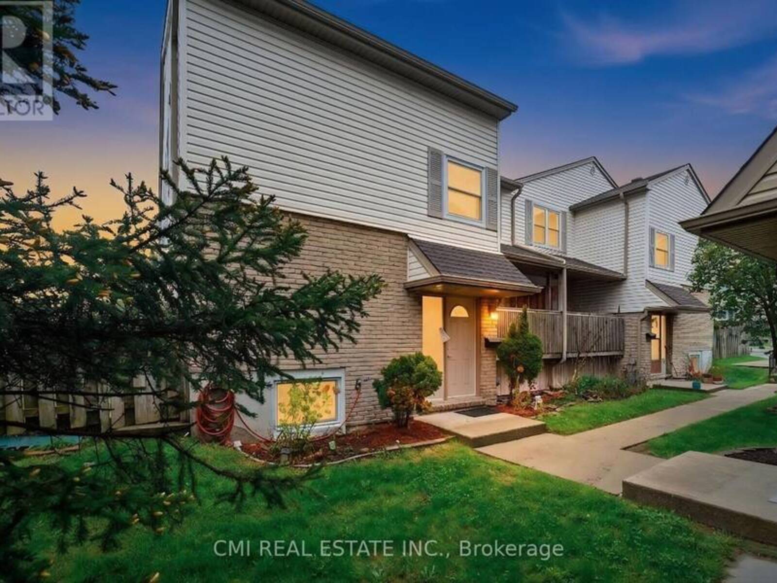 44 - 1300 UPPER OTTAWA STREET, Hamilton, Ontario L8W 1M8