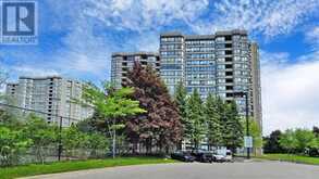 512 - 7440 BATHURST STREET | Vaughan Ontario | Slide Image Twenty-four