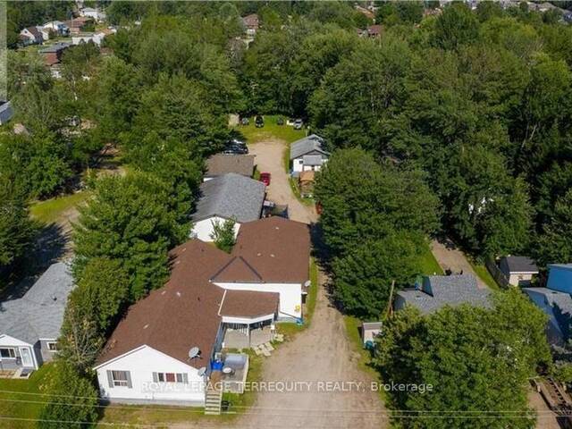 550 LAKESHORE DRIVE North Bay Ontario, P1A 2E6 - Multi-family Home For Sale