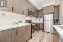 3 - 40 ZINFANDEL DRIVE | Hamilton Ontario | Slide Image Thirteen