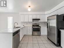 1 CLUSTER OAK PLACE | Brampton Ontario | Slide Image Thirteen