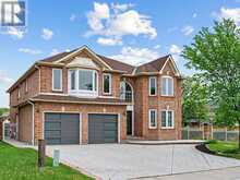 1 CLUSTER OAK PLACE | Brampton Ontario | Slide Image One