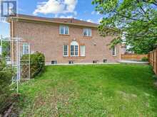 1 CLUSTER OAK PLACE | Brampton Ontario | Slide Image Forty-three
