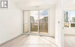 1610 - 36 ELM DRIVE W | Mississauga Ontario | Slide Image Eleven