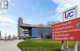 1610 - 36 ELM DRIVE W | Mississauga Ontario | Slide Image Thirty-two