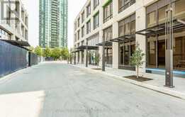 1610 - 36 ELM DRIVE W | Mississauga Ontario | Slide Image Three