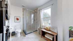 11 RED ROBIN ROAD | Georgina Ontario | Slide Image Thirteen