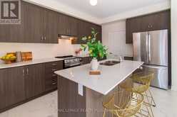 147 DOVEDALE DRIVE | Georgina Ontario | Slide Image Twelve