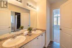 147 DOVEDALE DRIVE | Georgina Ontario | Slide Image Eighteen