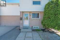 16 GLENEADEN COURT | Brampton Ontario | Slide Image Three