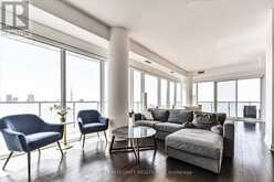 5302 - 1080 BAY STREET | Toronto Ontario | Slide Image Eight