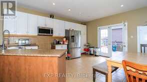 125 JESSICA DRIVE | Barrie Ontario | Slide Image Thirty