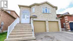125 JESSICA DRIVE | Barrie Ontario | Slide Image Six