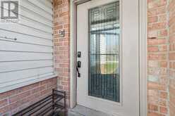 11 CHARLOTTE COURT | Barrie Ontario | Slide Image Forty-seven