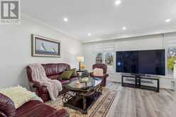 11 CHARLOTTE COURT | Barrie Ontario | Slide Image Nine