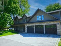 52 JOYMAR DRIVE Mississauga Ontario, L5M 1E9