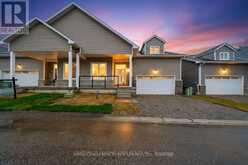 6 TURNBERRY COURT | Bracebridge Ontario | Slide Image One
