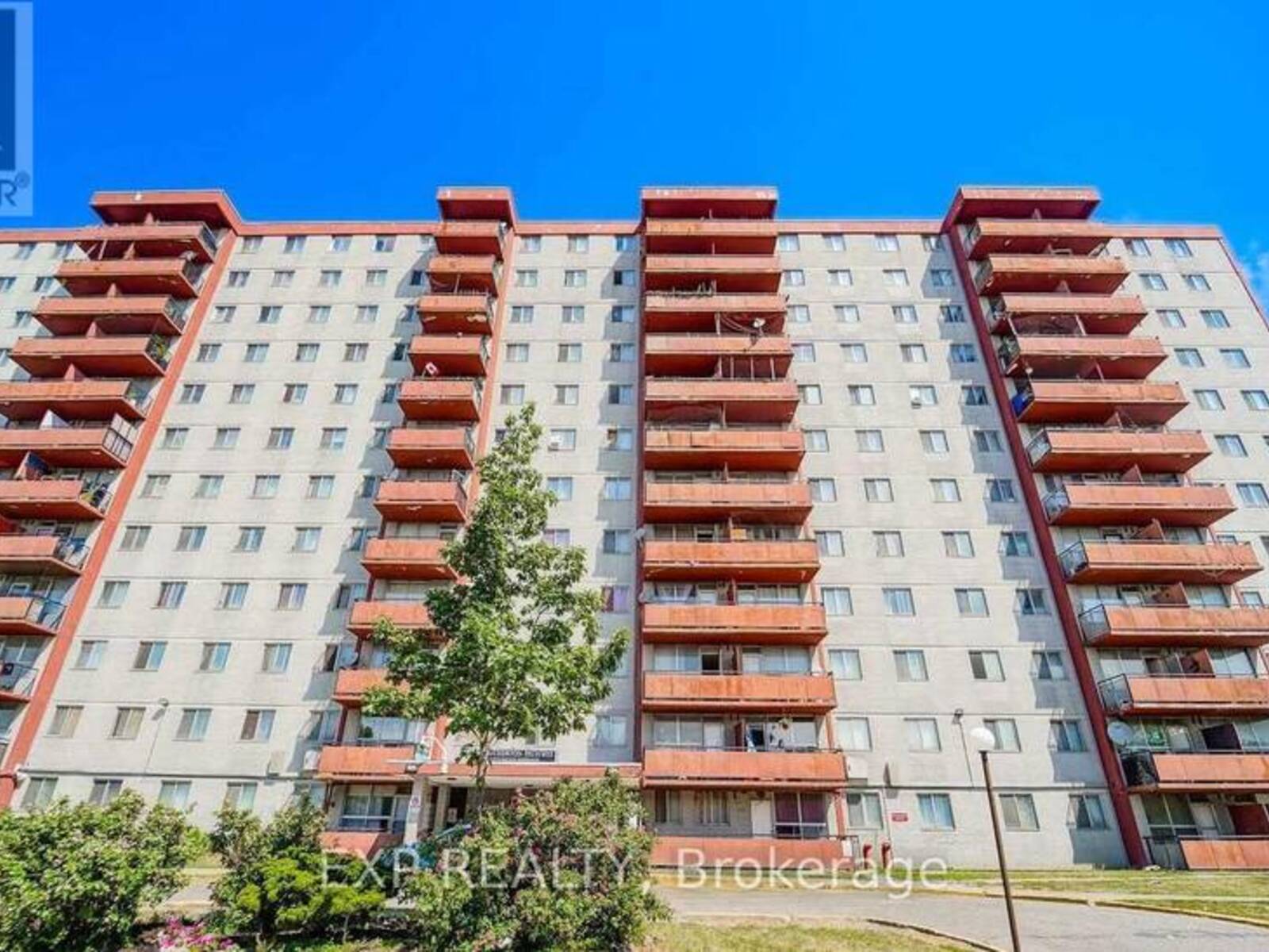 402 - 50 LOTHERTON PATHWAY, Toronto, Ontario M6B 2G8