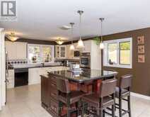 5 WORDEN VIEW | Halton Hills Ontario | Slide Image Twelve
