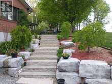 5 WORDEN VIEW | Halton Hills Ontario | Slide Image Thirty-one