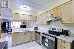 3 DESERT SAND DRIVE | Brampton Ontario | Slide Image Twelve