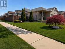 2842 MEADOWGATE BOULEVARD | London Ontario | Slide Image Two