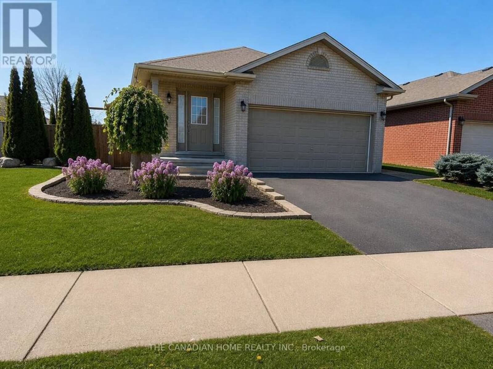 2842 MEADOWGATE BOULEVARD, London, Ontario N6M 1L4