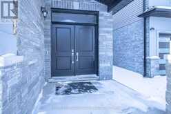 2872 DOYLE DRIVE | London Ontario | Slide Image Four