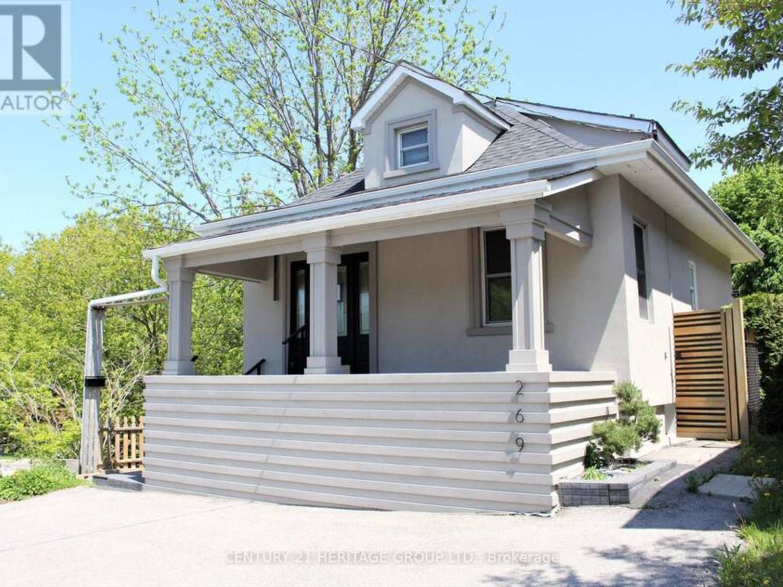 269 PROSPECT STREET, Newmarket, Ontario L3Y 3V3