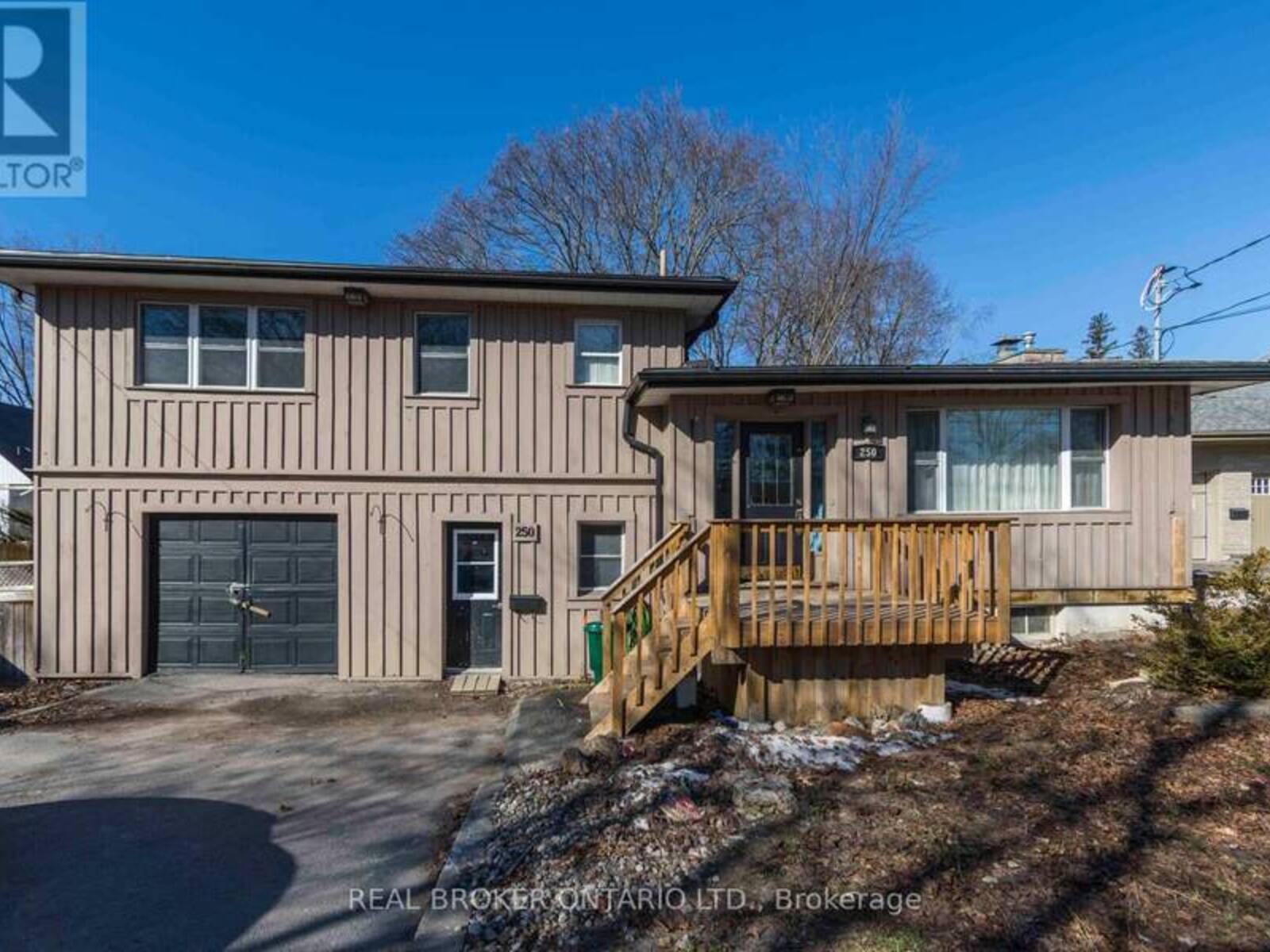 250 MACDONALD AVENUE, Belleville, Ontario K8N 3Y9