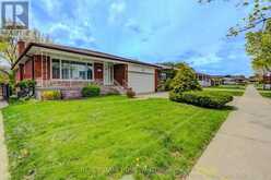 42 ANNABELLE DRIVE | Toronto Ontario | Slide Image Two