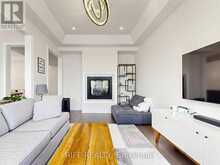 18 ROSSINI DRIVE | Richmond Hill Ontario | Slide Image Seventeen
