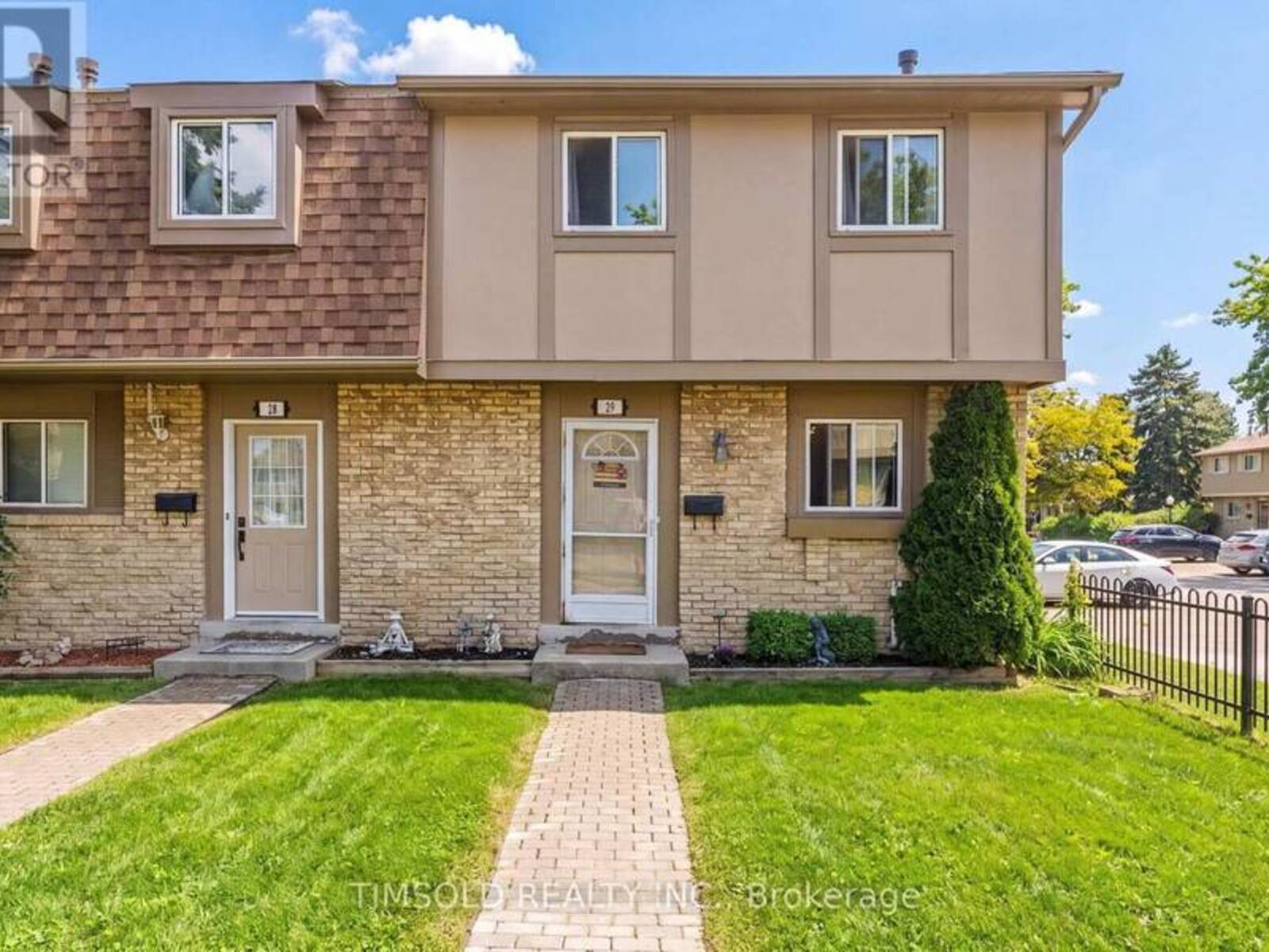 29 - 57 HANSEN ROAD N, Brampton, Ontario L6V 3C6