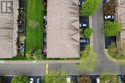 19 - 100 VINEBERG DRIVE N | Hamilton Ontario | Slide Image Four