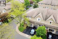 19 - 100 VINEBERG DRIVE N | Hamilton Ontario | Slide Image Five