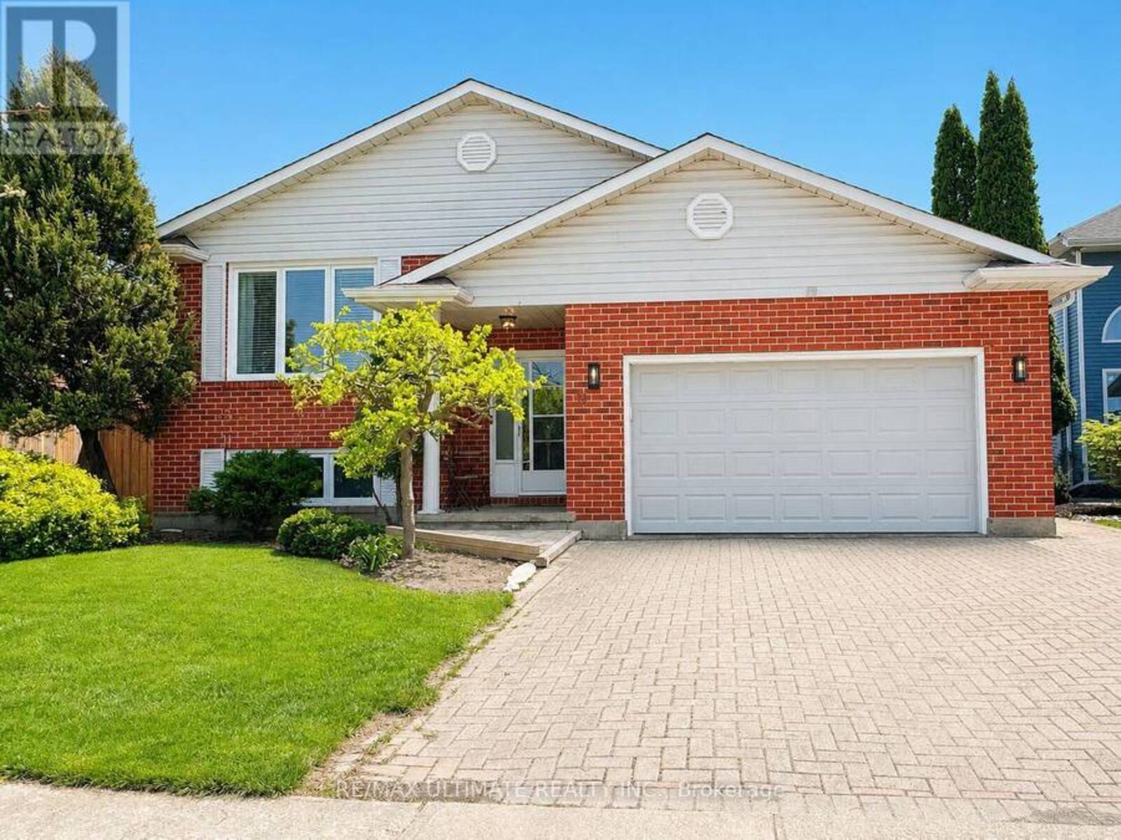 12 STONEY BROOK CRESCENT, St. Catharines, Ontario L2S 3J3