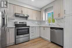 110 - 50 STRATHAVEN DRIVE | Mississauga Ontario | Slide Image Thirteen