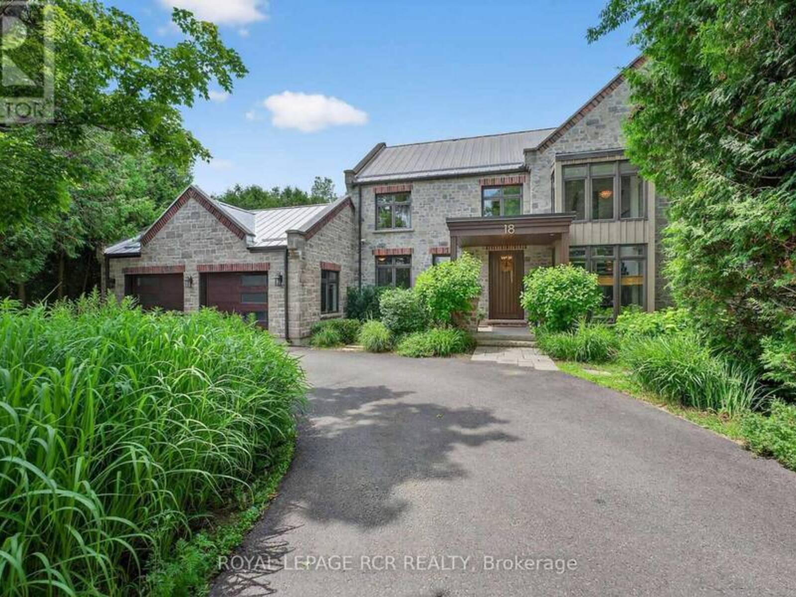 18 MOUNT HAVEN CRESCENT, Grand Valley, Ontario L9W 5Y9
