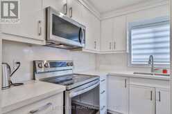 20 MASTERS DRIVE | Barrie Ontario | Slide Image Nine