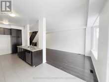 64 HONEYVIEW TRAIL | Brampton Ontario | Slide Image Eight