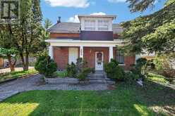 202 BRADFORD STREET | Barrie Ontario | Slide Image Two