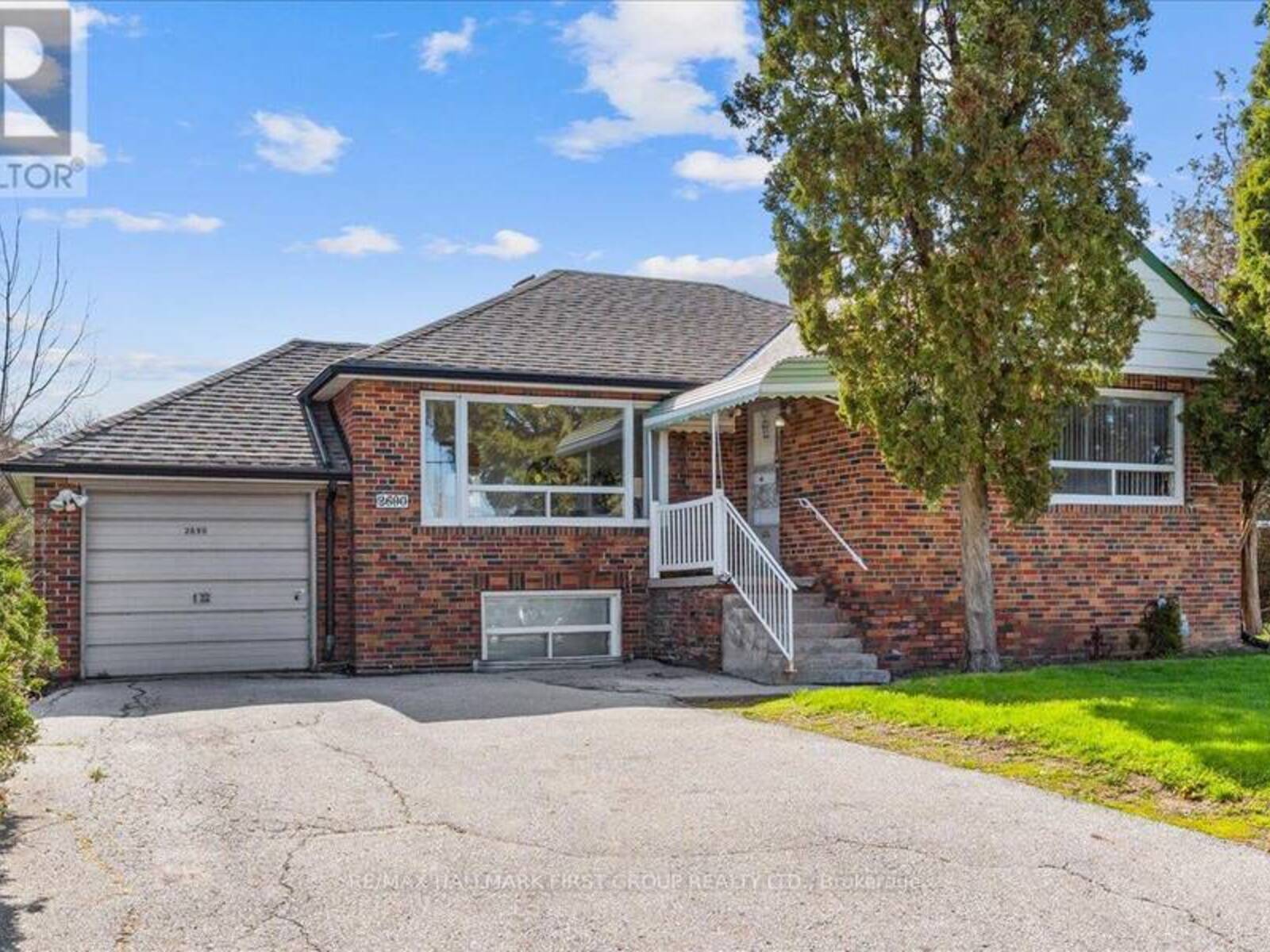 2690 ISLINGTON AVENUE, Toronto, Ontario M9V 2X5