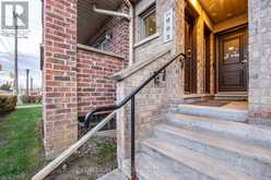 70 - 2315 SHEPPARD AVENUE W | Toronto Ontario | Slide Image Three