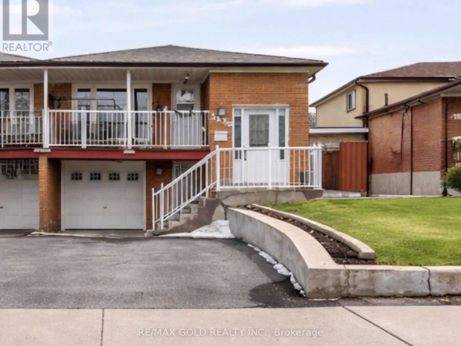 3430 CHIPLEY CRESCENT, Mississauga, Ontario L4T 2E2