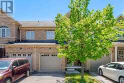 33 BAY BREEZE DRIVE | Brampton Ontario | Slide Image One