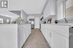 43 SUGAR TRAIL | Kitchener Ontario | Slide Image Twelve
