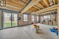 43 SUGAR TRAIL | Kitchener Ontario | Slide Image Thirty-five