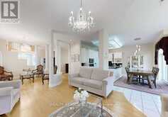 2 LORD NELSON COURT | Richmond Hill Ontario | Slide Image Nine