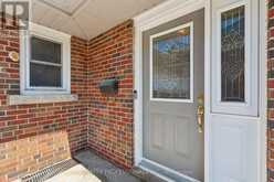 151 PERRY CRESCENT | Toronto Ontario | Slide Image Five
