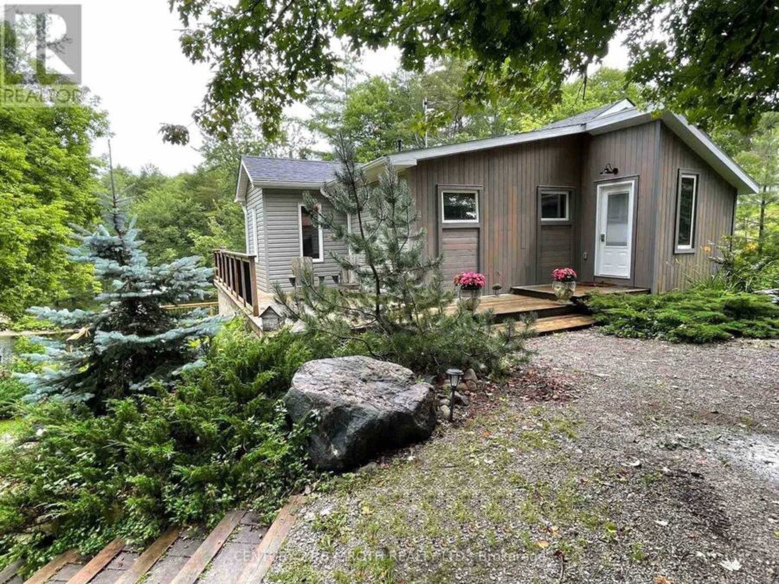 8101 KINGS RIVER ROAD, Washago, Ontario L0K 2B0
